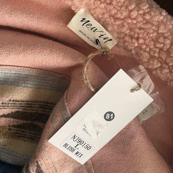 Pink Aztec Jacket - Picture 3 of 3